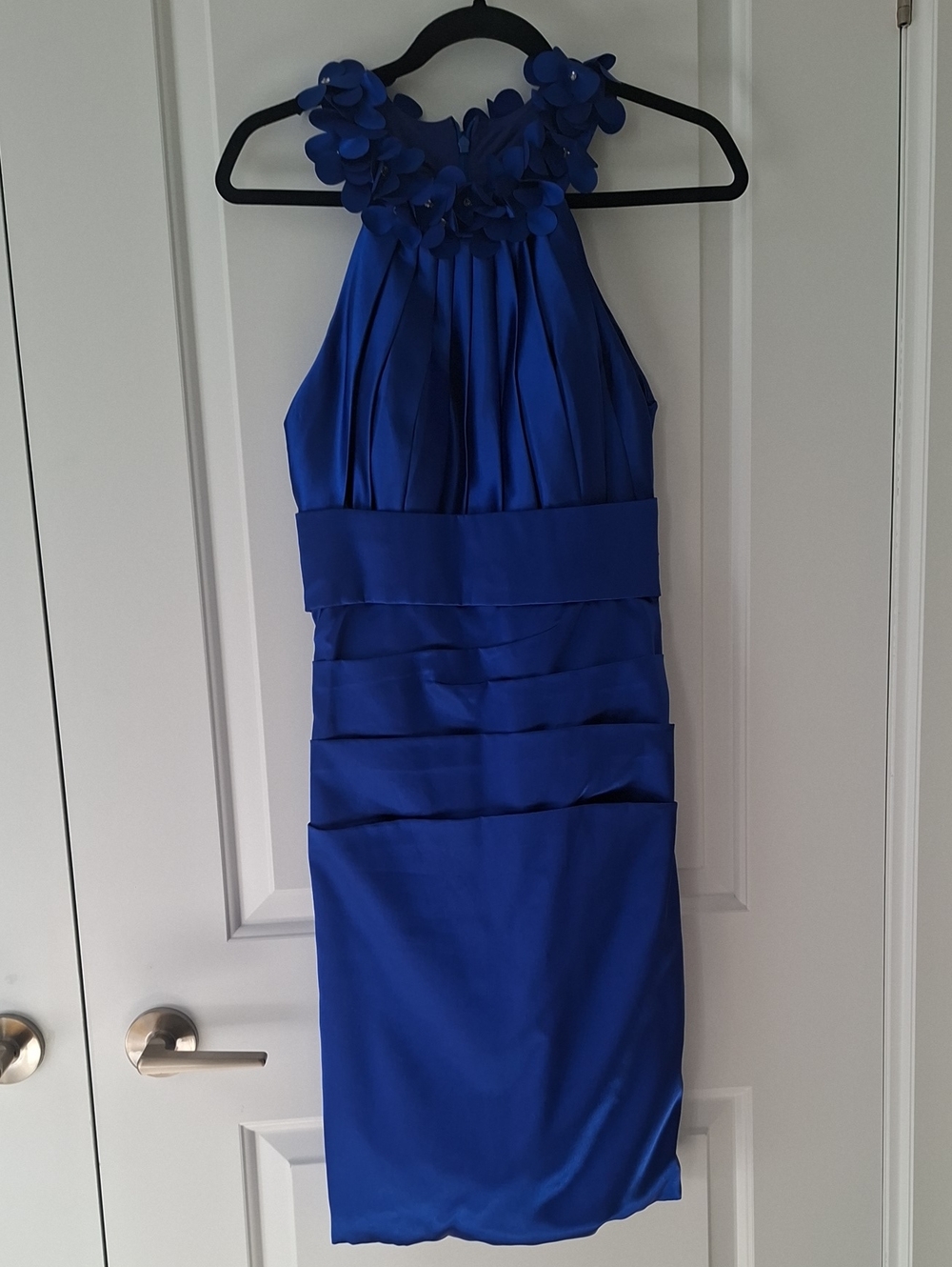 JJ's House Elegant Royal Blue Halter Sheath Dress with Floral Neckline